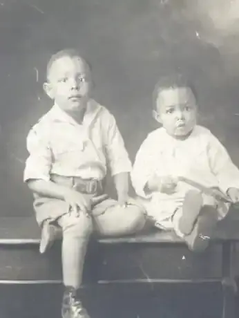 Louis and Carl Stokes (ages 4 and 2).