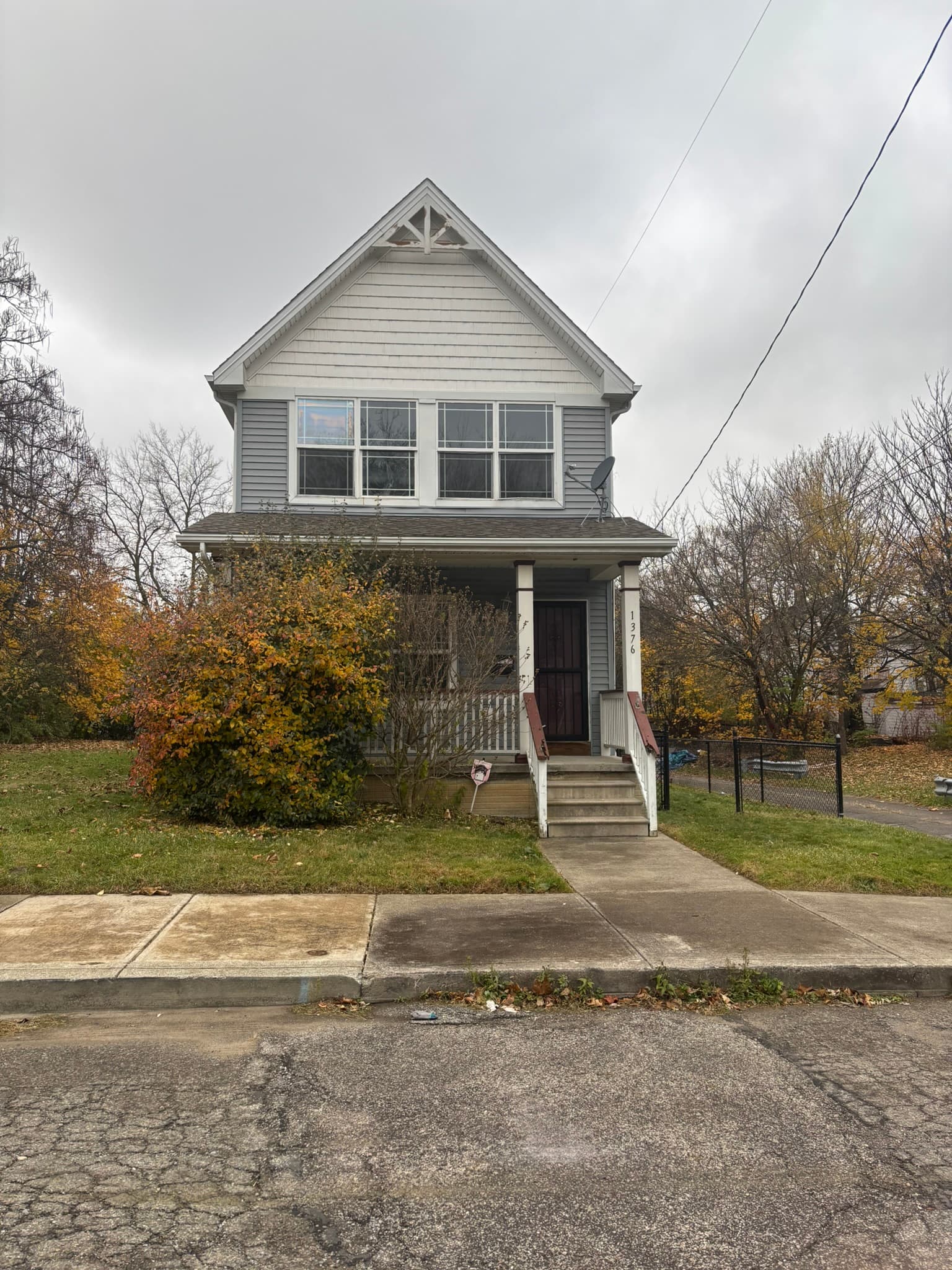 1376 E 125th Street